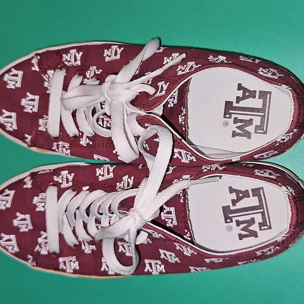 Unisex- Row One -Texas A&M Aggies  Shoes Mens 6.5 Or Womens 8 Sneakers